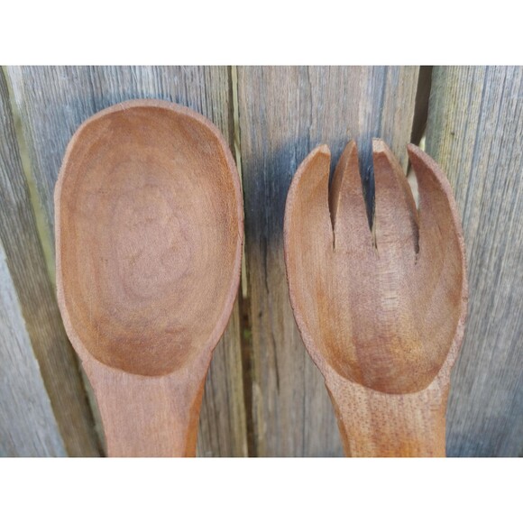 Vintage Handcarved Hardwood Serving Fork And Spoon Set - Picture 5 of 10